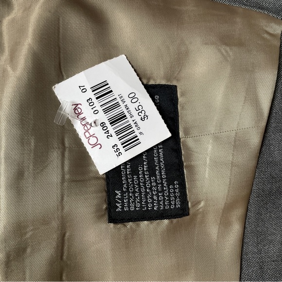 Grey Button Up Vest - Picture 4 of 6